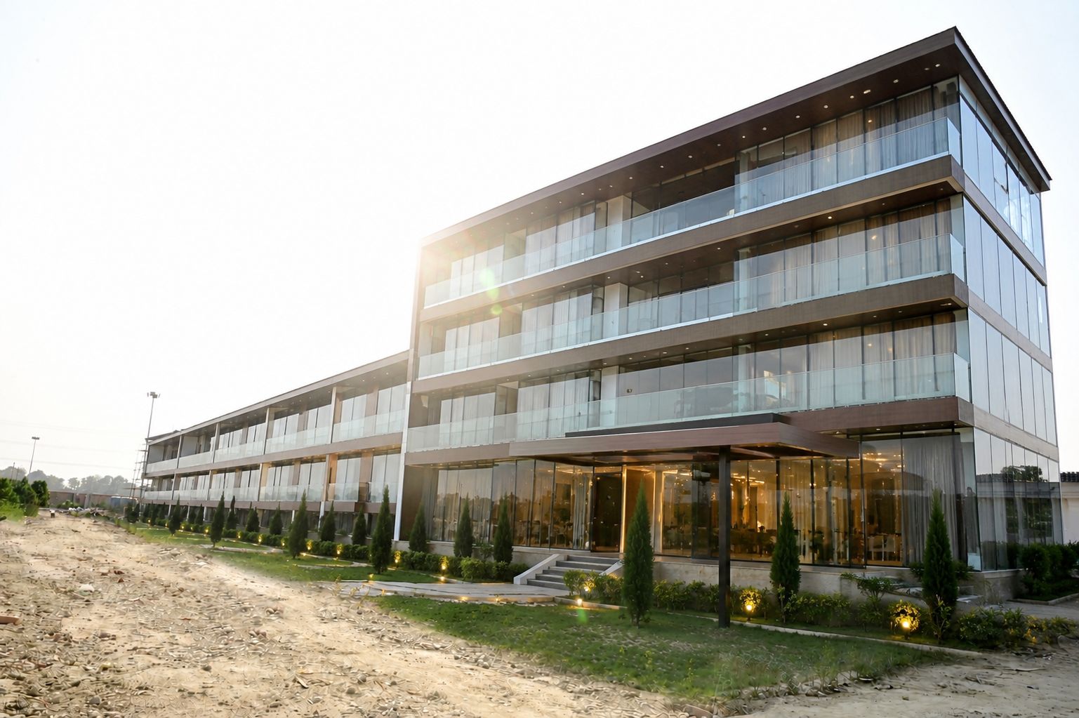 MANSAROVAR GRAND